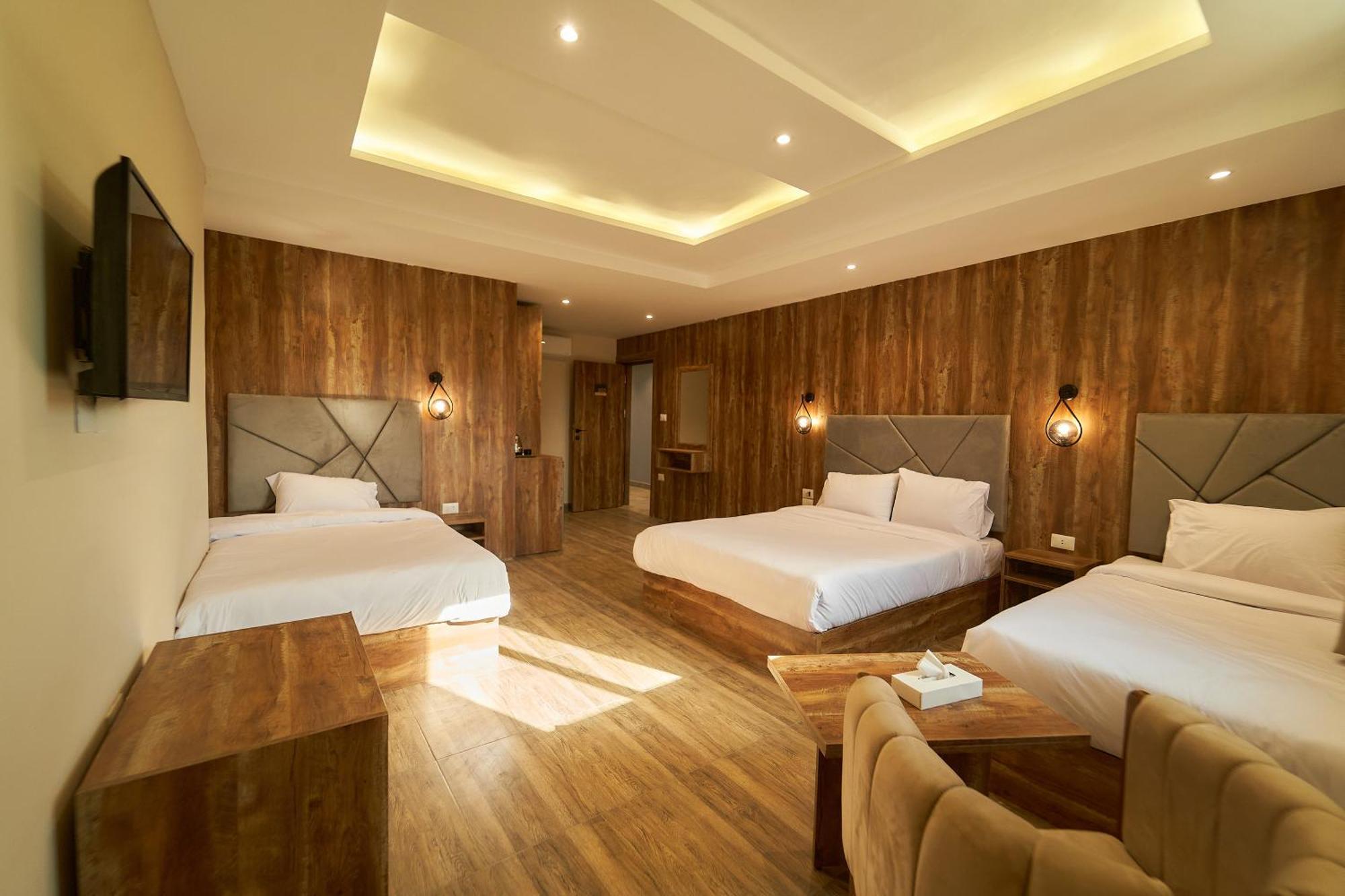 Crown Pyramids View Hotel Giza Екстериор снимка